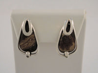 Large Unusual Vintage Mid-Century Modernist Brutalist Sterling Silver & Patterned Stone Screwback Earrings