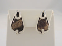 Large Unusual Vintage Mid-Century Modernist Brutalist Sterling Silver & Patterned Stone Screwback Earrings