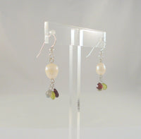 Vintage Sterling Silver & White Freshwater Pearls w/ Green Red & Gray Pear Cut Gemstone Drop Dangle Earrings Garnet