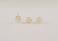 Sparkly Signed Vintage 14K Solid Yellow Gold & 1.2 Clear Round Cubic Zirconia Pendant w/ Stud Pierced Earrings 3 Piece Set Curvy Flower Petal Settings
