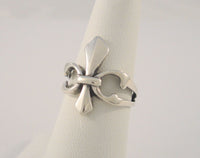 Fierce Heavily Made Vintage Sterling Silver Dimensional Carved Openwork French Fleur de Lis Ring Gothic Size 6