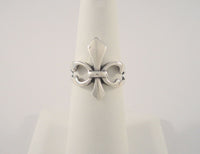 Fierce Heavily Made Vintage Sterling Silver Dimensional Carved Openwork French Fleur de Lis Ring Gothic Size 6