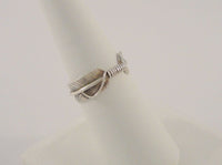 Vintage Native American Handcrafted Vintage Finely Detailed Wrapped Tied Feathers Ring 6.5mm Band Size 7.5