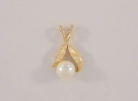 Dainty Detailed Classy Vintage 14K Solid Yellow Gold & 6.35mm Creamy White Pearl Fine Crosshatch Milled Finish Leafy Pendant
