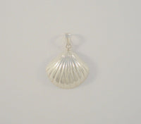 Large Detailed Vintage Repousse Sterling Silver Scallop Shell Carved Dimensional Seashell Pendant