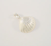 Large Detailed Vintage Repousse Sterling Silver Scallop Shell Carved Dimensional Seashell Pendant