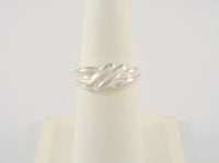 Vintage Sterling Silver Dimensional Curvy Twist Entwined Love Knots 6.5mm Wide Band Ring Size 7