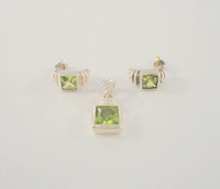 Signed Vintage Sterling Silver & Princess Cut Peridot Green Gemstones Curvy Fluted Pendant & Stud Earrings Set