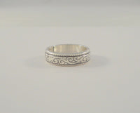 Thick & Detailed Handcrafted Vintage Mexican Sterling Silver High Relief Western Scroll Carved 6mm Wide Band Ring Size 7.5