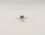 Sparkly Signed Vintage Solid 14K White Gold Oval Blue Sapphire w/ Diamond Accents Ring Curvy Size 5