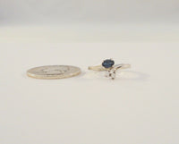 Sparkly Signed Vintage Solid 14K White Gold Oval Blue Sapphire w/ Diamond Accents Ring Curvy Size 5