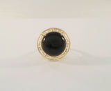 Bold Design Vintage 14K Solid Yellow Gold w/ Cabochon Black Onyx Cutout Greek Key Detail Ring Size 7.5