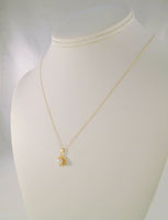 Detailed Vintage Solid 14K Yellow Gold w/ 5mm Natural Creamy White Pearl Filigree Rosette Pendant Necklace 18"