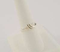 Unusual 1980's Vintage Carved Curvy Modern Open Loop & Wave Swoop Design Sterling Silver 8mm Band Ring Size 7.5